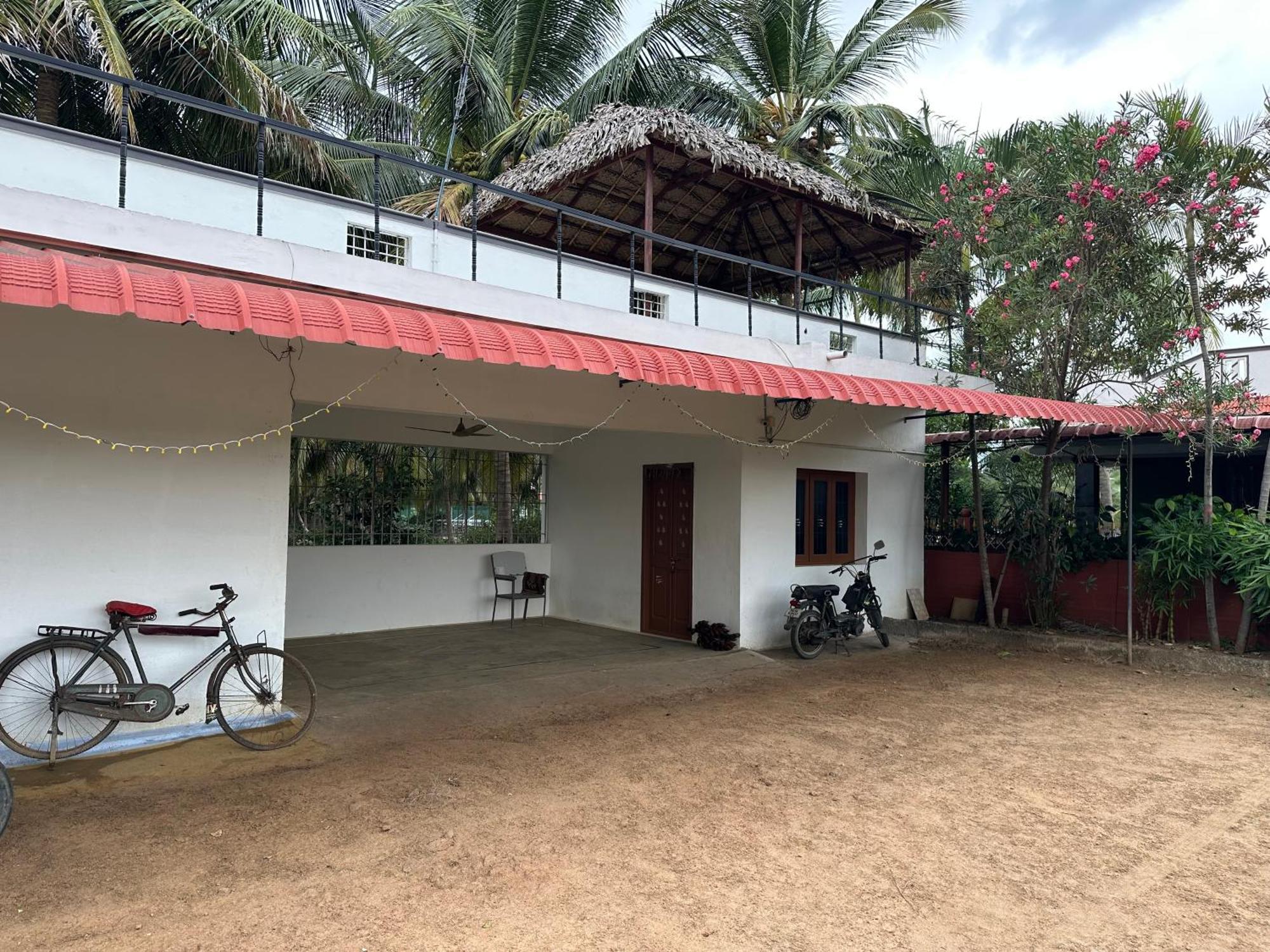 Sakthi Garden Home Stay Erode Luaran gambar