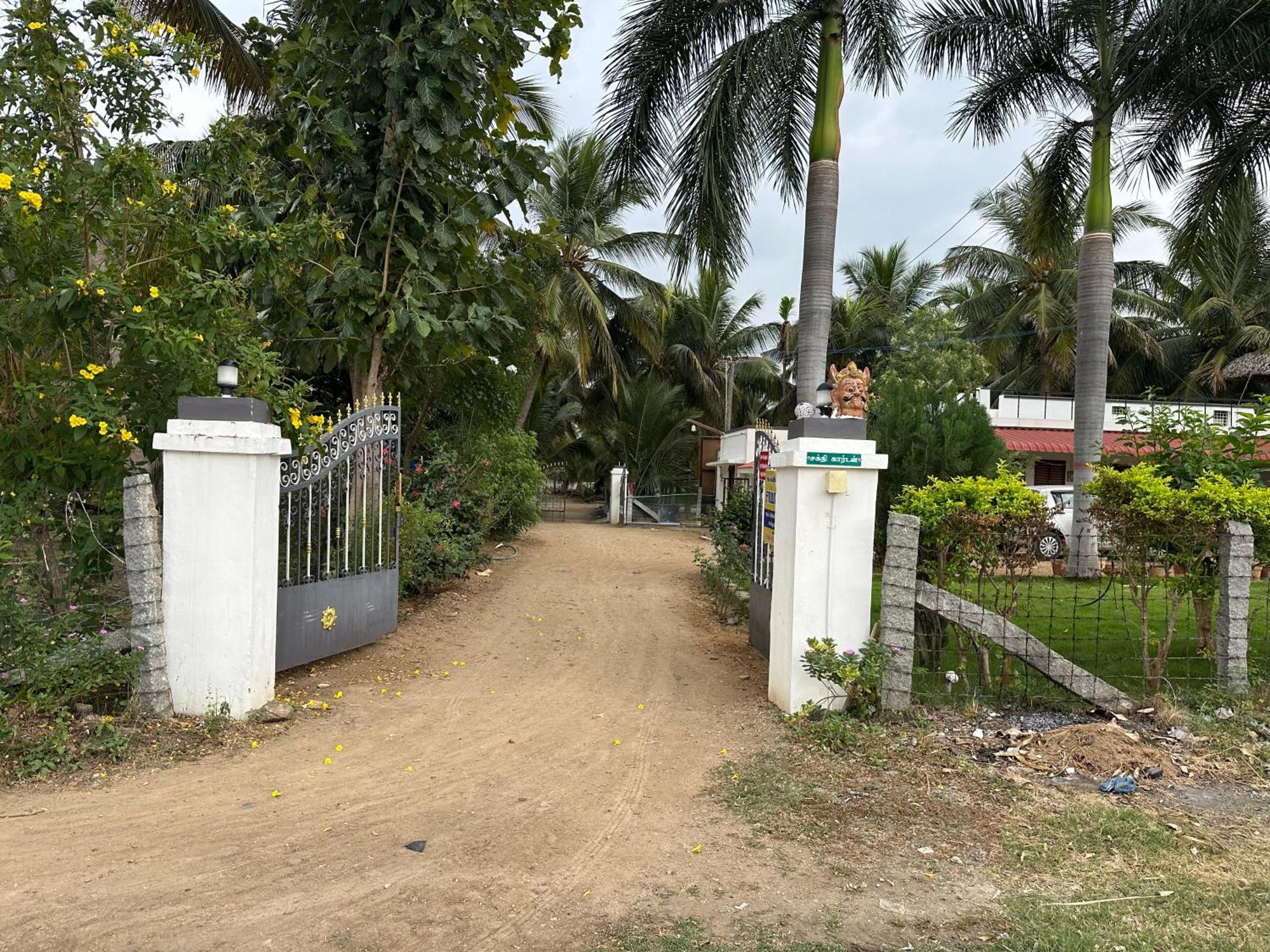Sakthi Garden Home Stay Erode Luaran gambar